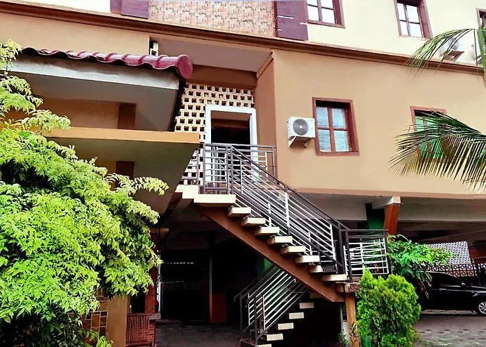 Omah Pelem Syariah Hostel Semarang, Indonesia